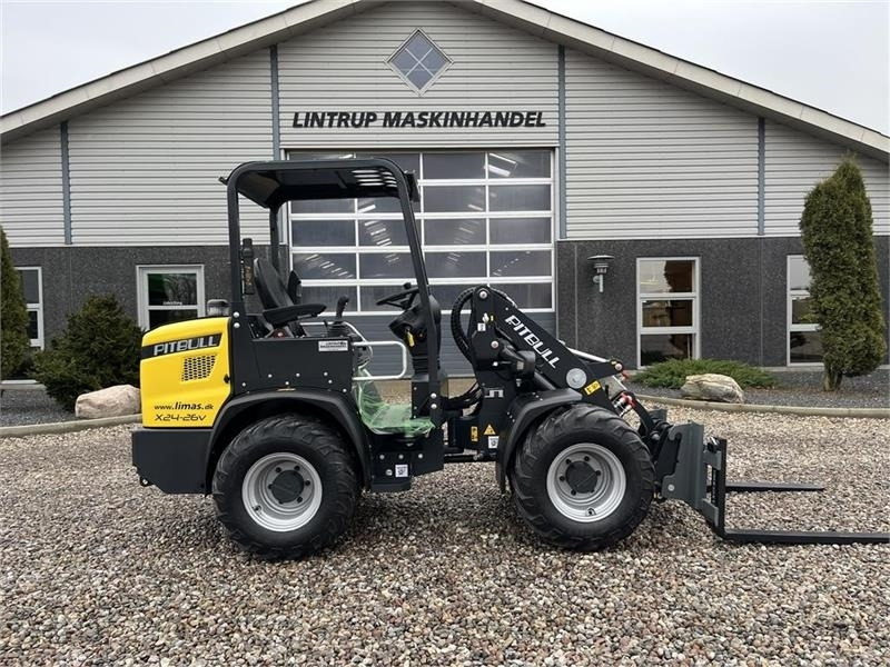 Hoflader Pitbull X24-26V med lyspakke, 400mm hjulmontering og palle: das Bild 6