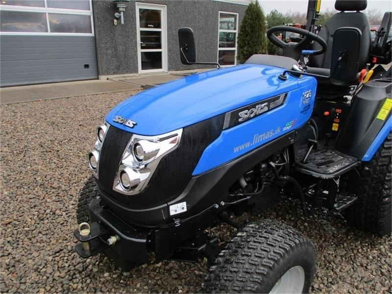 Solis 26 HST Hydrostat Turf hjul. - Traktor: das Bild 4 Solis 26 HST Hydrostat Turf hjul. - Traktor: das Bild 4