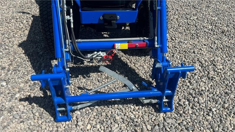 Solis H26 HST Turfdæk og Frontlæsser - Traktor: das Bild 4 Solis H26 HST Turfdæk og Frontlæsser - Traktor: das Bild 4