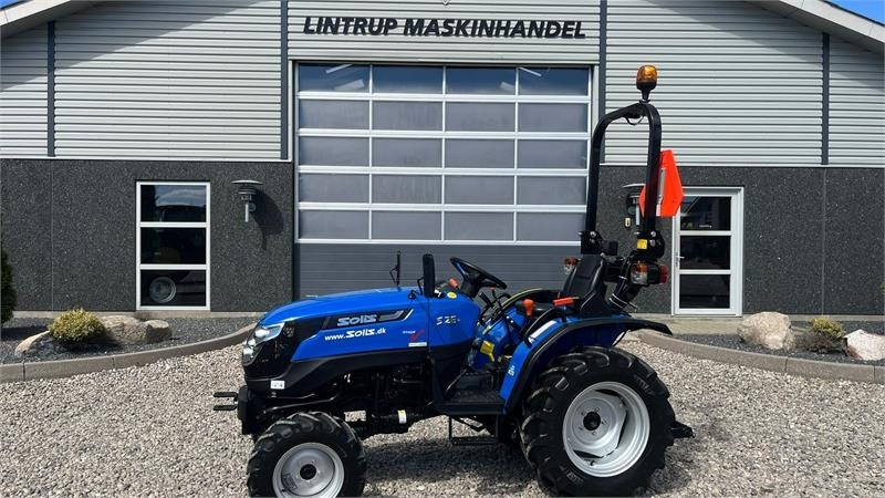 Solis S26 6+2 Gearmaskine med Servostyring og brede trak - Traktor: das Bild 1 Solis S26 6+2 Gearmaskine med Servostyring og brede trak - Traktor: das Bild 1