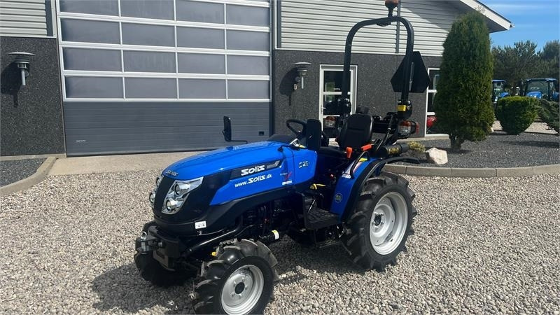 Solis S26 6+2 gearmaskine med servostyring - Traktor: das Bild 2 Solis S26 6+2 gearmaskine med servostyring - Traktor: das Bild 2
