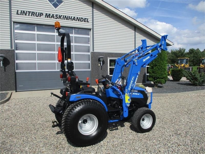 Traktor Solis S26 Shuttle XL 9+9 med turfhjul og frontlæsser: das Bild 12
