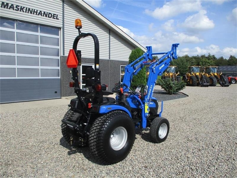 Traktor Solis S26 Shuttle XL 9+9 med turfhjul og frontlæsser: das Bild 13