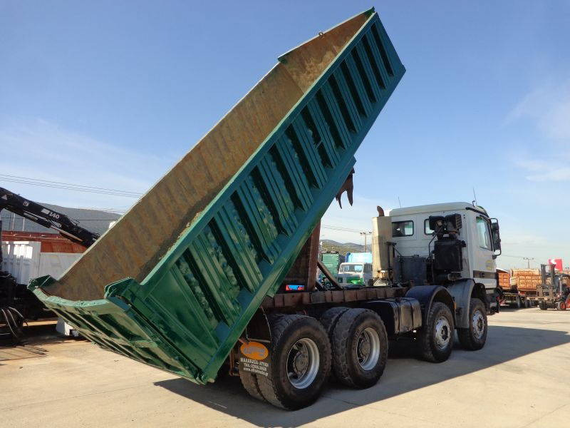 Mercedes-Benz Actros 4140 Mercedes Benz Actros 4140K8X4-Retarder - Kipper: das Bild 4 Mercedes-Benz Actros 4140 Mercedes Benz Actros 4140K8X4-Retarder - Kipper: das Bild 4