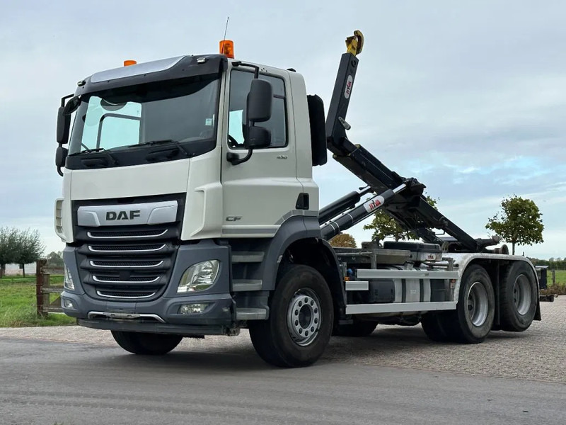 DAF CF 430 FAS 6x2 HAAK/CONTAINER!!2019!!82dkm!! - Abrollkipper: das Bild 4 DAF CF 430 FAS 6x2 HAAK/CONTAINER!!2019!!82dkm!! - Abrollkipper: das Bild 4