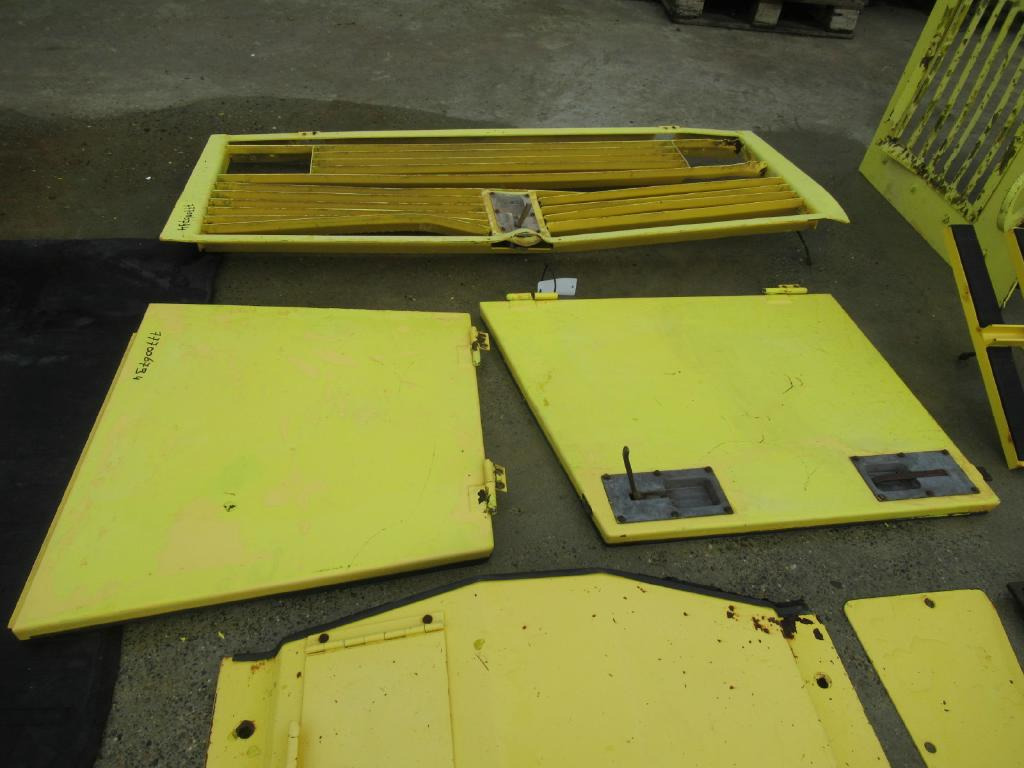 Bomag BC572RB - - Tür und Teile für Baumaschine: das Bild 5 Bomag BC572RB - - Tür und Teile für Baumaschine: das Bild 5