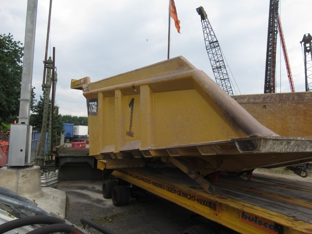 Caterpillar 775G - - Kippaufbau: das Bild 4 Caterpillar 775G - - Kippaufbau: das Bild 4