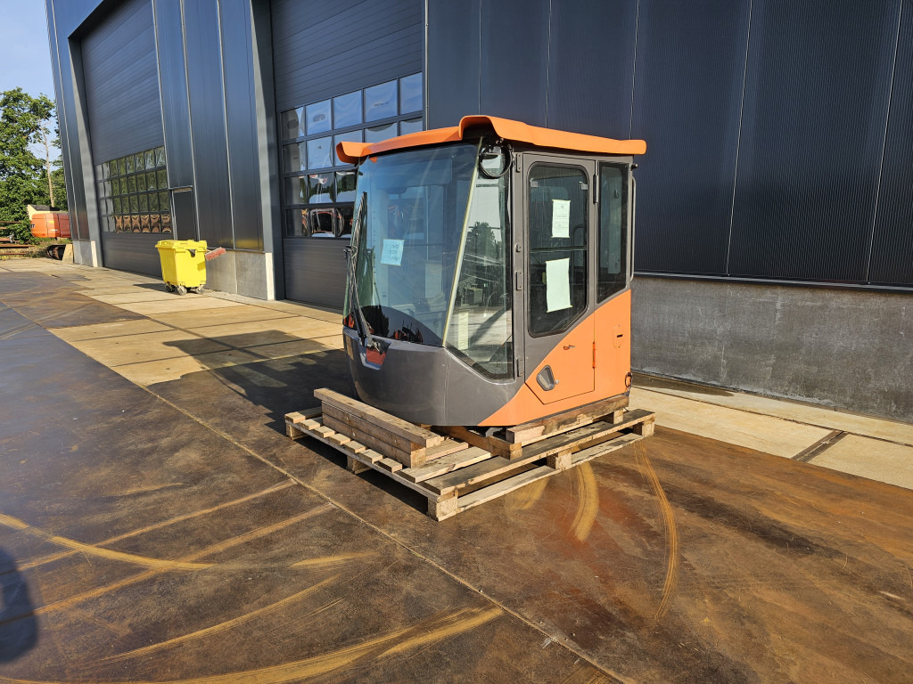 Doosan 220101-00229T - Fahrerhaus für Baumaschine: das Bild 1 Doosan 220101-00229T - Fahrerhaus für Baumaschine: das Bild 1