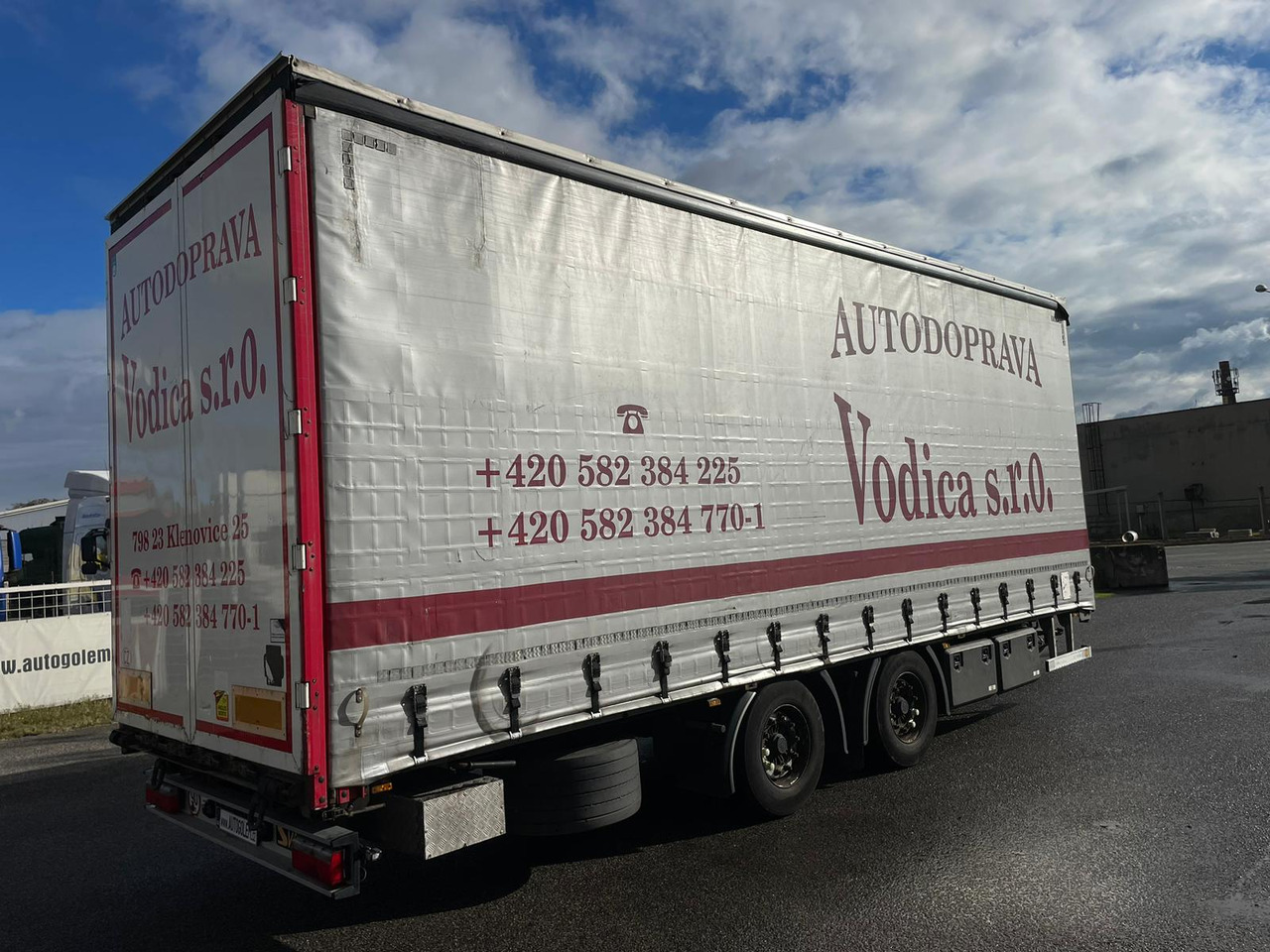 Svan CHT202 - Planenanhänger: das Bild 3 Svan CHT202 - Planenanhänger: das Bild 3