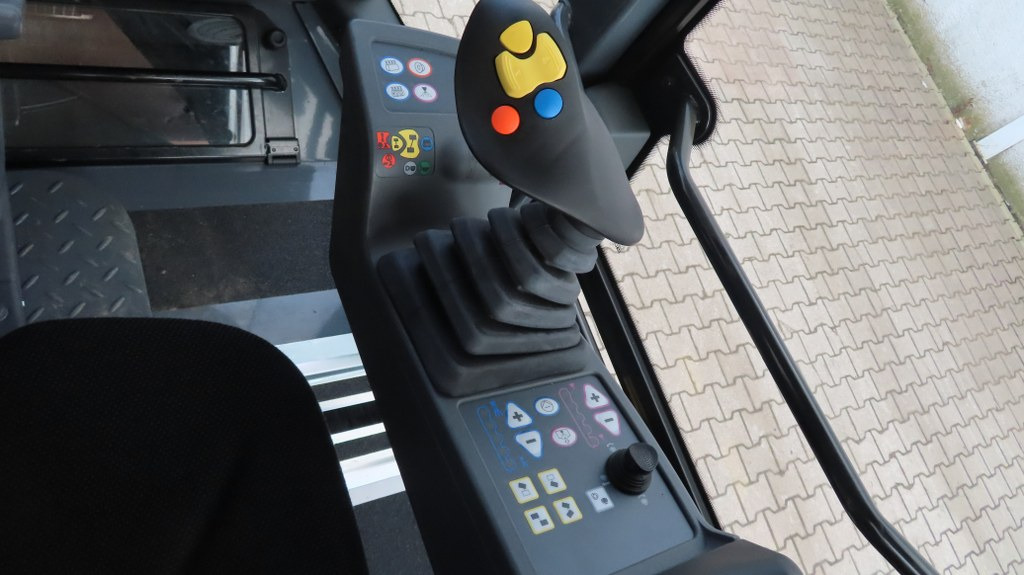 Straßenwalze Hamm HX70I VV-S: das Bild 16