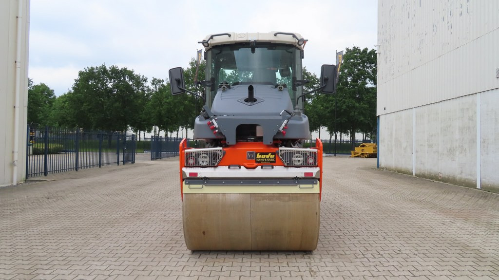 Hamm HX70I VV-S - Straßenwalze: das Bild 3 Hamm HX70I VV-S - Straßenwalze: das Bild 3