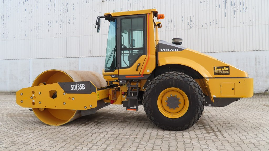 Volvo SD 135 B - Walzenzug: das Bild 5 Volvo SD 135 B - Walzenzug: das Bild 5