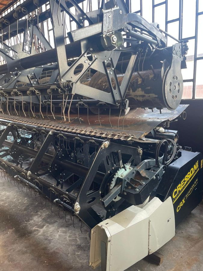 Cressoni CRX 7,2m Sojaflex - Schneidwerk: das Bild 1 Cressoni CRX 7,2m Sojaflex - Schneidwerk: das Bild 1