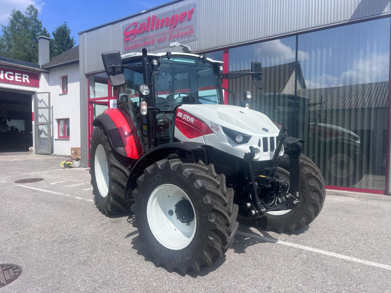 Steyr 4110 PLUS - Traktor: das Bild 1 Steyr 4110 PLUS - Traktor: das Bild 1