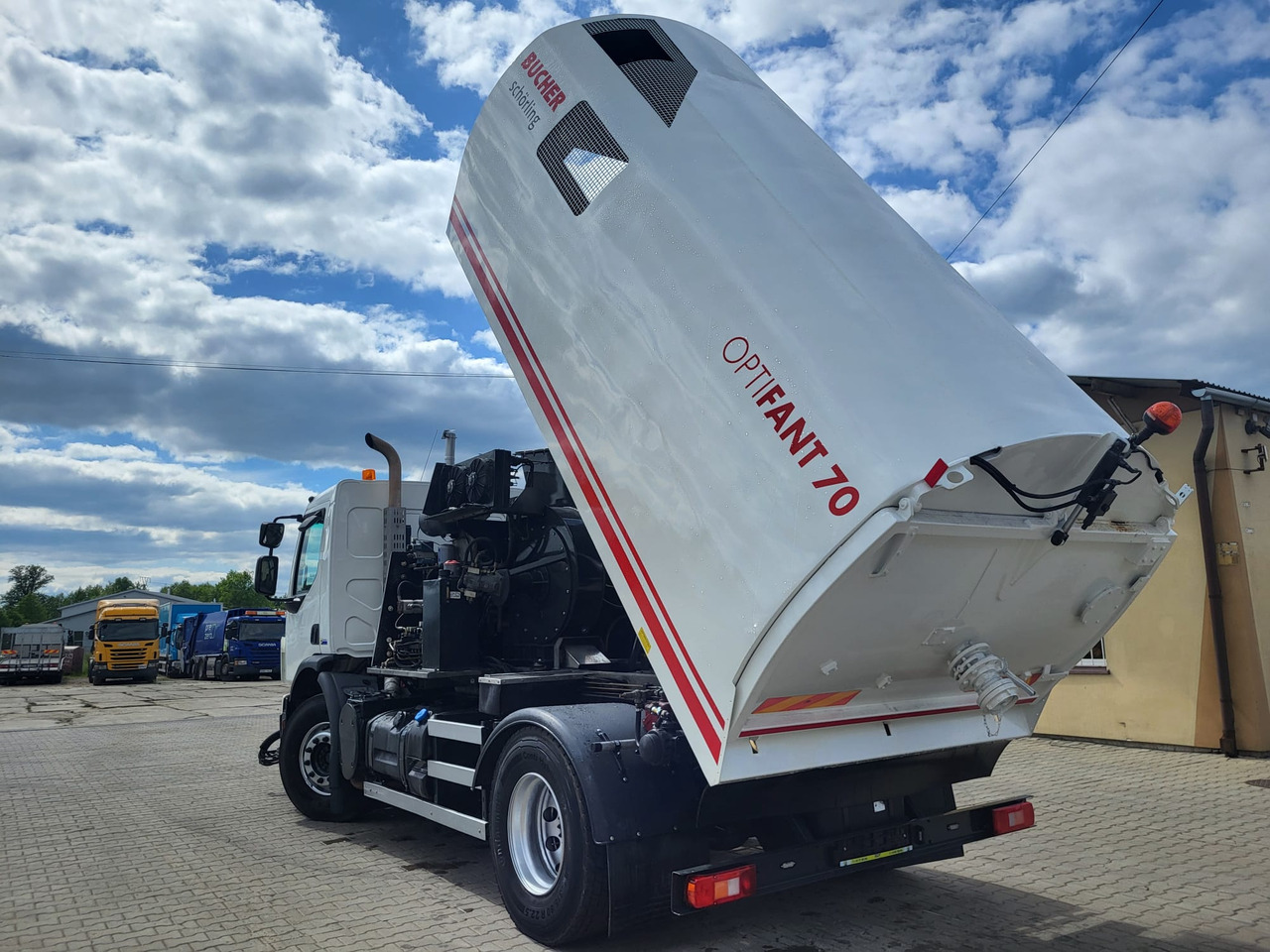 Volvo FE 320 two engines - Kehrmaschine: das Bild 2 Volvo FE 320 two engines - Kehrmaschine: das Bild 2