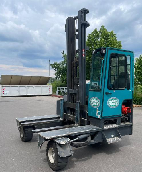 Vierwegstapler Combilift C5000XL: das Bild 1