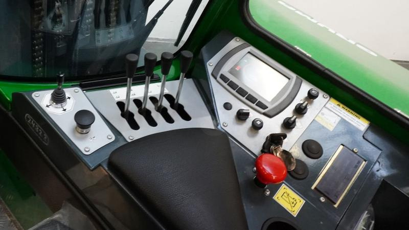 Combilift C5000XLE - Vierwegstapler: das Bild 4 Combilift C5000XLE - Vierwegstapler: das Bild 4