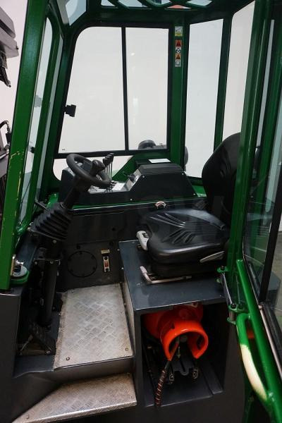 Combilift CB2500LPG - Vierwegstapler: das Bild 3 Combilift CB2500LPG - Vierwegstapler: das Bild 3