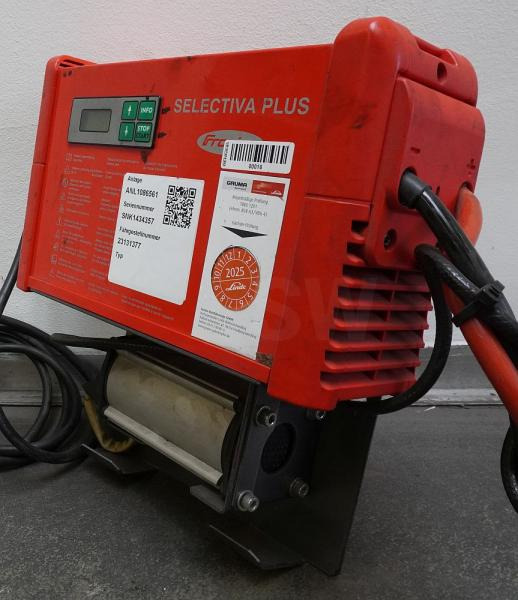 FRONIUS Selectiva Plus 2080 E Option 24V/80A - Batterie: das Bild 1 FRONIUS Selectiva Plus 2080 E Option 24V/80A - Batterie: das Bild 1