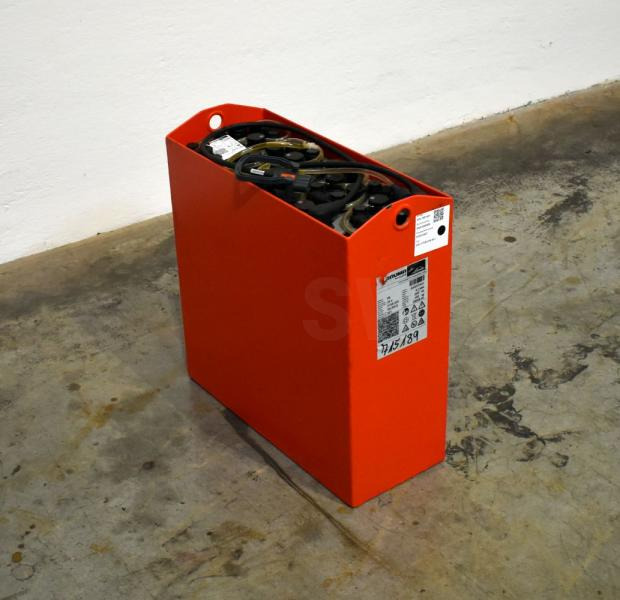 GRUMA 24 Volt 3 PzB 225 Ah - Batterie: das Bild 1 GRUMA 24 Volt 3 PzB 225 Ah - Batterie: das Bild 1