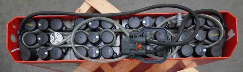HAWKER 24 Volt 2 PzB 200 Ah - Batterie: das Bild 3 HAWKER 24 Volt 2 PzB 200 Ah - Batterie: das Bild 3