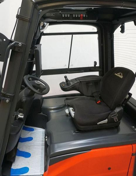 Linde E 20 L EVO 386-02 - Elektrostapler: das Bild 4 Linde E 20 L EVO 386-02 - Elektrostapler: das Bild 4