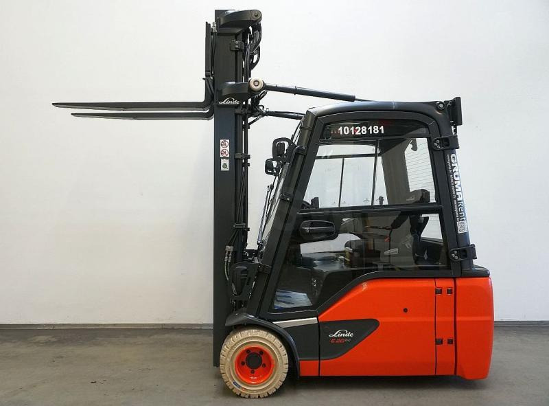 Linde E 20 L EVO 386-02 - Elektrostapler: das Bild 3 Linde E 20 L EVO 386-02 - Elektrostapler: das Bild 3