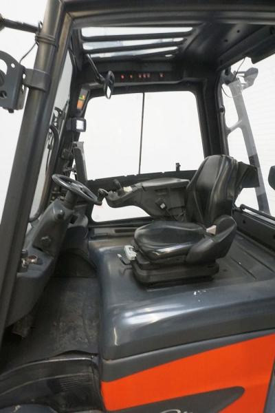 Linde E 35/600 H 388 - Elektrostapler: das Bild 3 Linde E 35/600 H 388 - Elektrostapler: das Bild 3