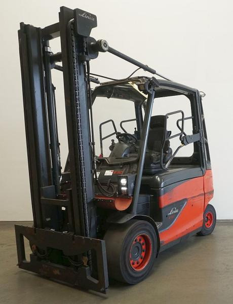 Linde E 50/600 HL 388 - Elektrostapler: das Bild 1 Linde E 50/600 HL 388 - Elektrostapler: das Bild 1