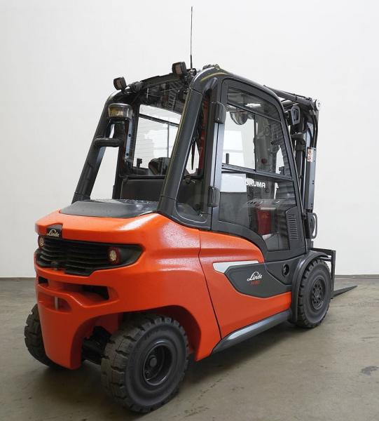 Linde H 30 D 1202 - Dieselstapler: das Bild 2 Linde H 30 D 1202 - Dieselstapler: das Bild 2