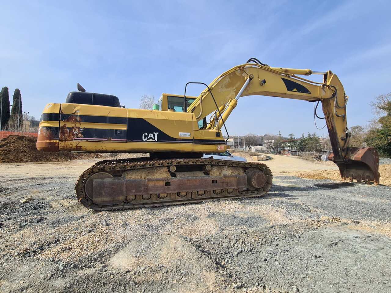 CATERPILLAR 330BLN - Kettenbagger: das Bild 3 CATERPILLAR 330BLN - Kettenbagger: das Bild 3