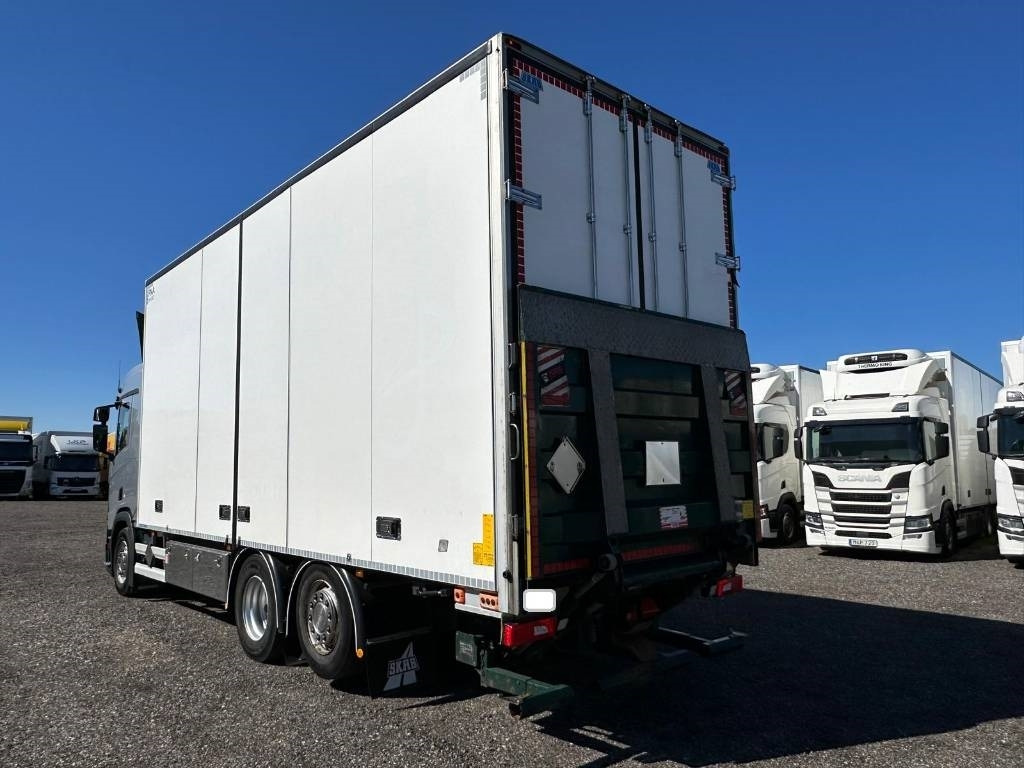 Scania R500B6X2*4NB serie 0633 - Kühlkoffer LKW: das Bild 4 Scania R500B6X2*4NB serie 0633 - Kühlkoffer LKW: das Bild 4