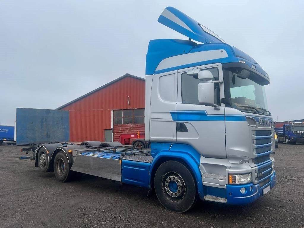 Scania R580 LB 6X2*4 MNB serie 2906 - Fahrgestell LKW: das Bild 2 Scania R580 LB 6X2*4 MNB serie 2906 - Fahrgestell LKW: das Bild 2