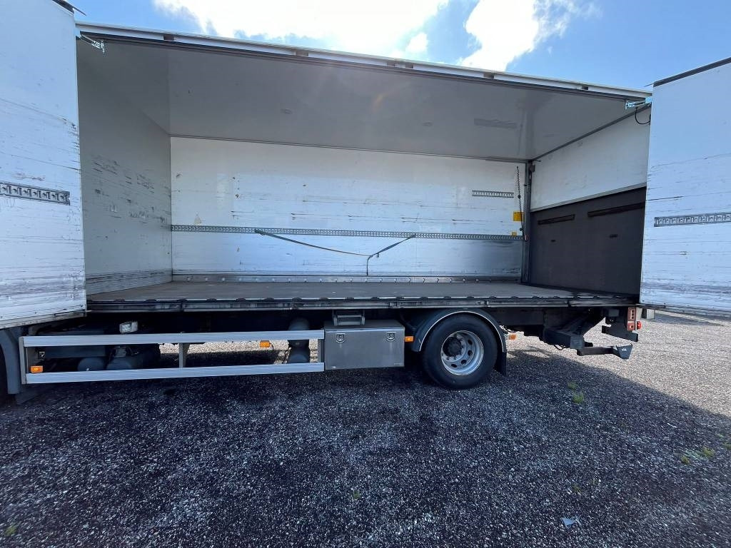 Volvo FM 370 SERIE NR 3722 - Koffer LKW: das Bild 5 Volvo FM 370 SERIE NR 3722 - Koffer LKW: das Bild 5