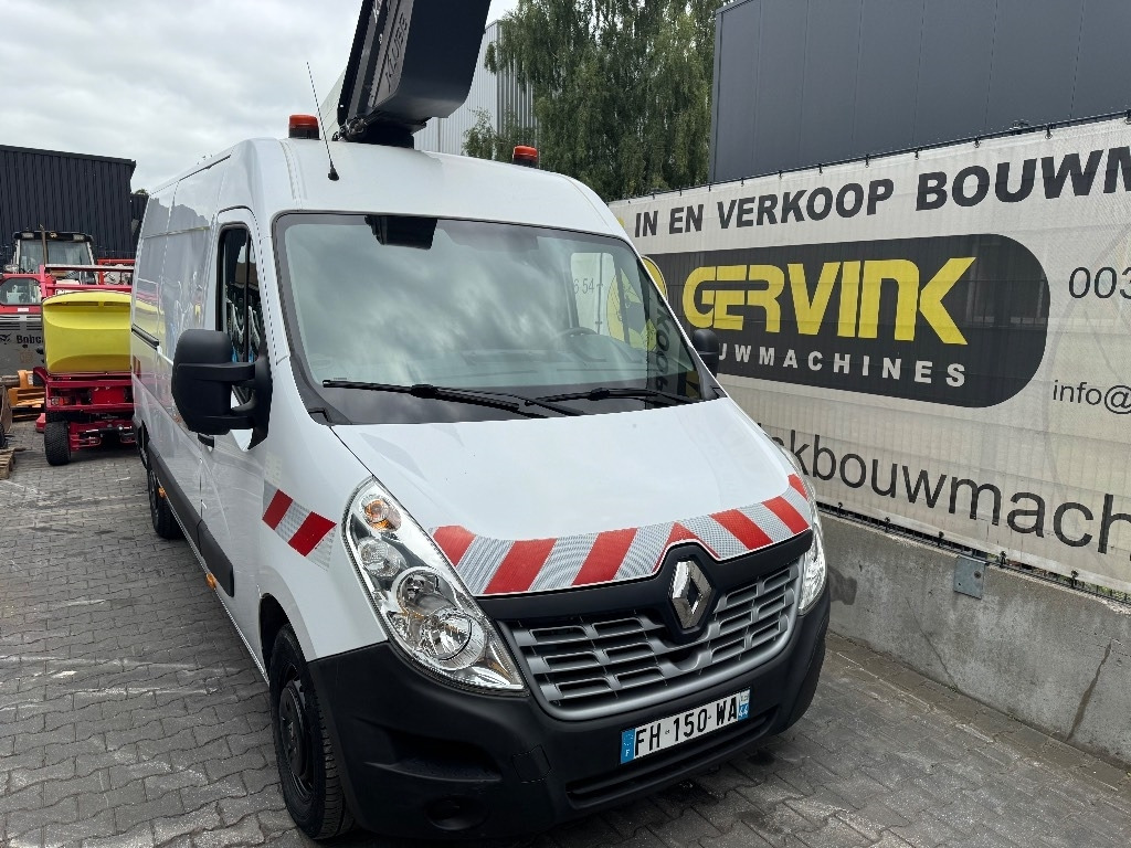 Renault KL 32 - LKW mit Arbeitsbühne: das Bild 2 Renault KL 32 - LKW mit Arbeitsbühne: das Bild 2