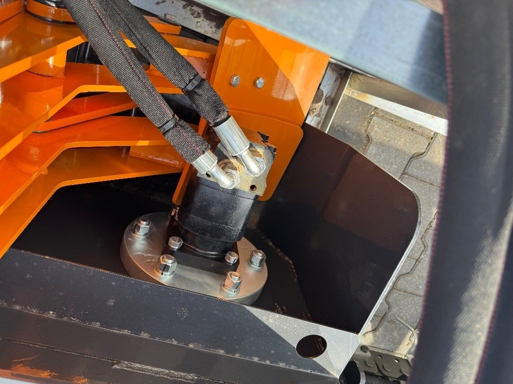 Grabenbagger/ Grabenfräse Wolverine TRC 12 -48 H: das Bild 7 Grabenbagger/ Grabenfräse Wolverine TRC 12 -48 H: das Bild 7