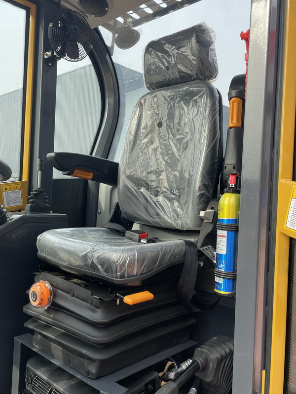 Qingdao Promising CE Telescopic Loader ZL15 - Teleskopradlader: das Bild 4 Qingdao Promising CE Telescopic Loader ZL15 - Teleskopradlader: das Bild 4