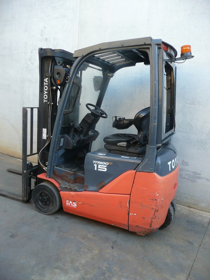 Toyota 8FBE15T - Elektrostapler: das Bild 4 Toyota 8FBE15T - Elektrostapler: das Bild 4
