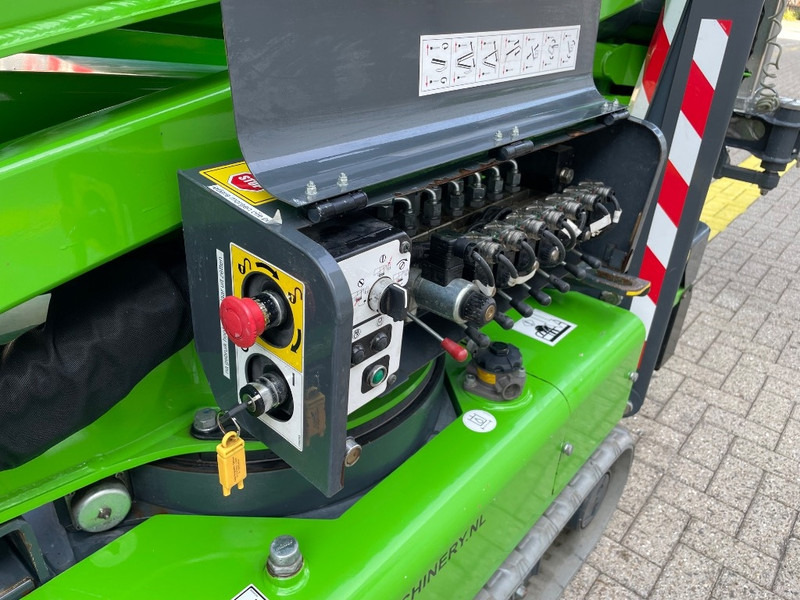 Gelenkarmbühne Hinowa Lightlift 20.10 IIIS SOLD: das Bild 15 Gelenkarmbühne Hinowa Lightlift 20.10 IIIS SOLD: das Bild 15