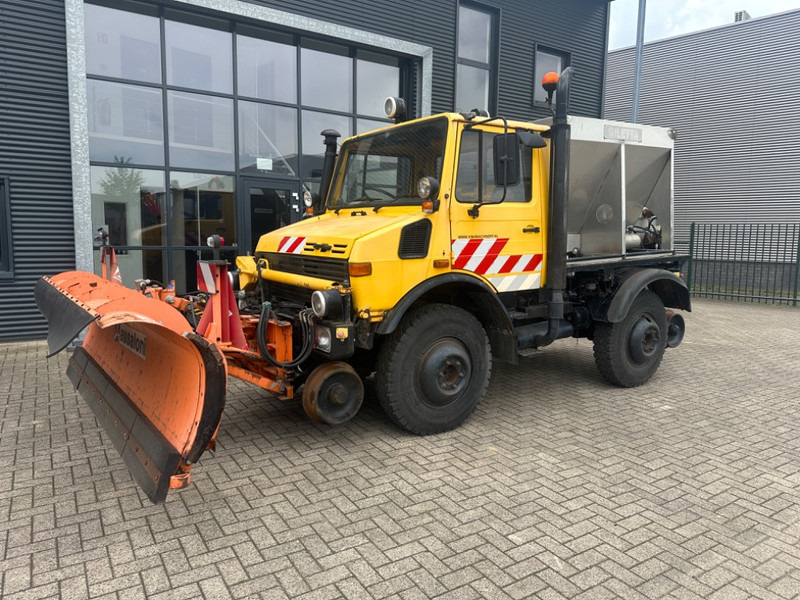 Unimog U1400 Rail - PKW: das Bild 4 Unimog U1400 Rail - PKW: das Bild 4