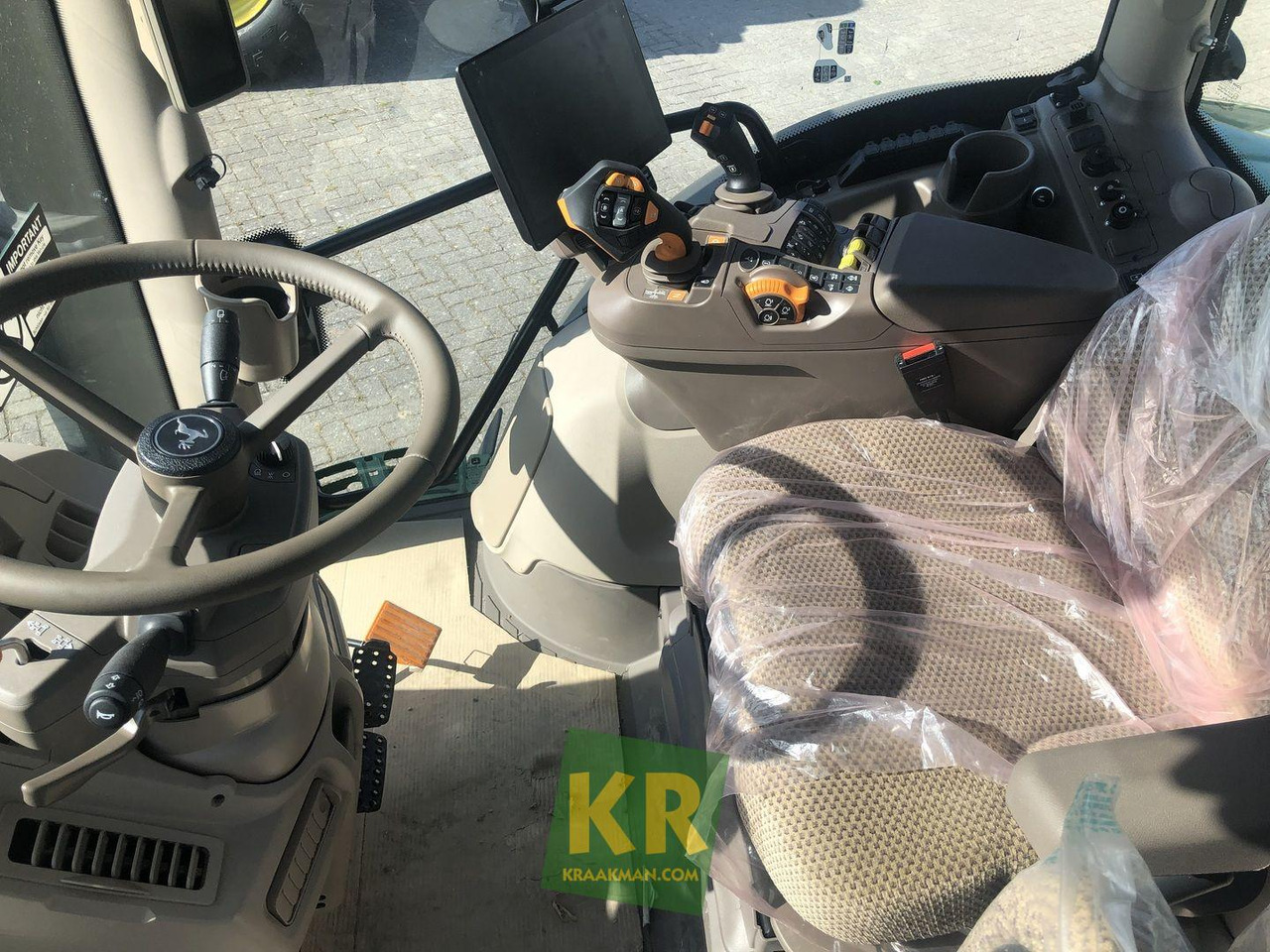 6R 110 John Deere - Traktor: das Bild 4 6R 110 John Deere - Traktor: das Bild 4