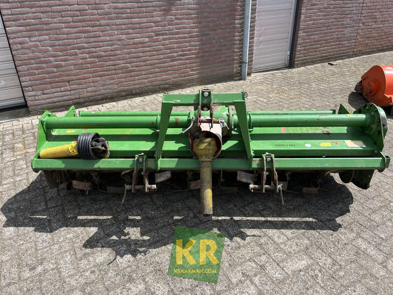 Celli DE230 - Technik für Bodenbearbeitung: das Bild 2 Celli DE230 - Technik für Bodenbearbeitung: das Bild 2