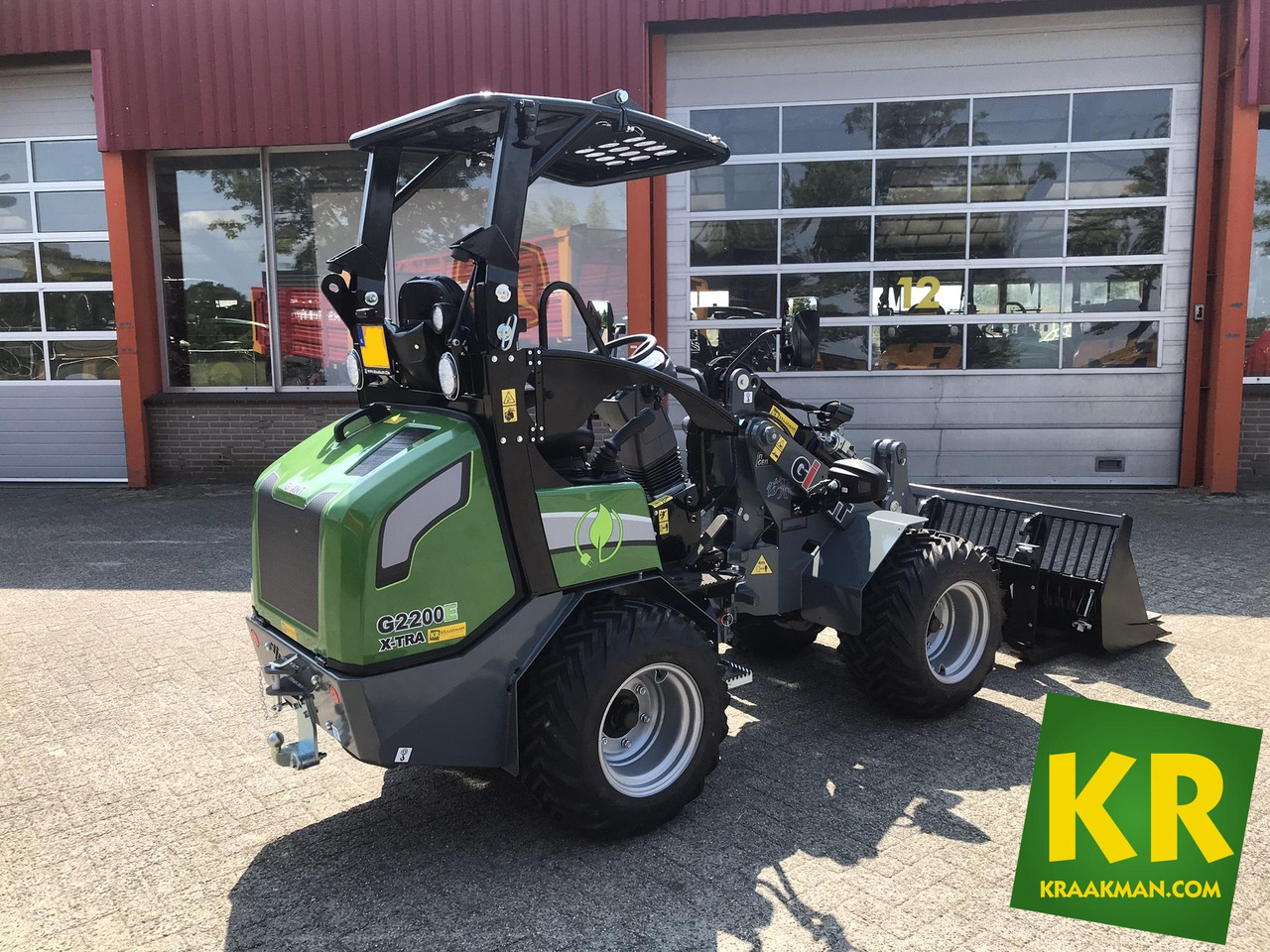 G2200E Giant - Hoflader: das Bild 3 G2200E Giant - Hoflader: das Bild 3