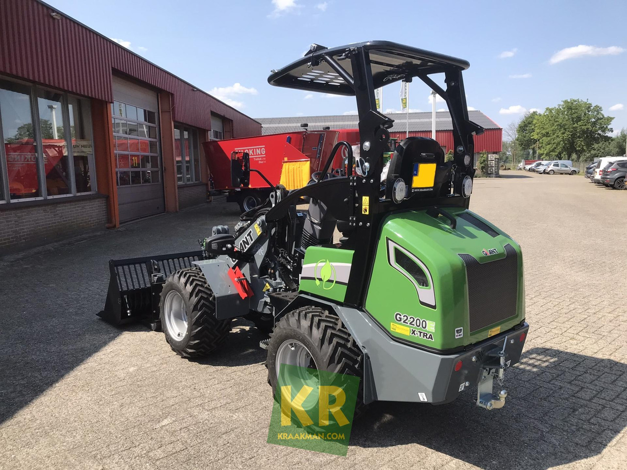 Giant G2200E - Hoflader: das Bild 4 Giant G2200E - Hoflader: das Bild 4