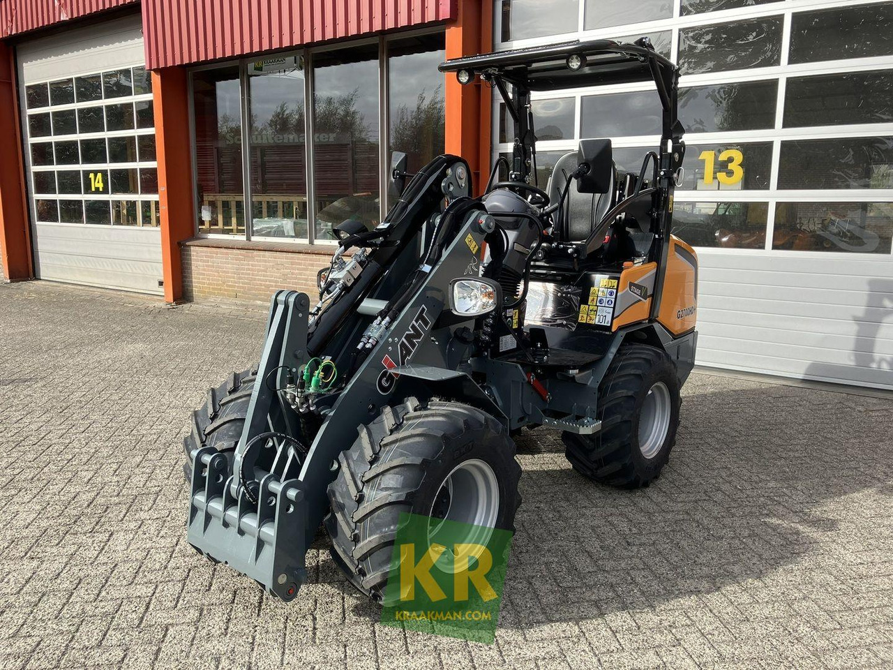 Giant G2700 HD+ - Hoflader: das Bild 1 Giant G2700 HD+ - Hoflader: das Bild 1