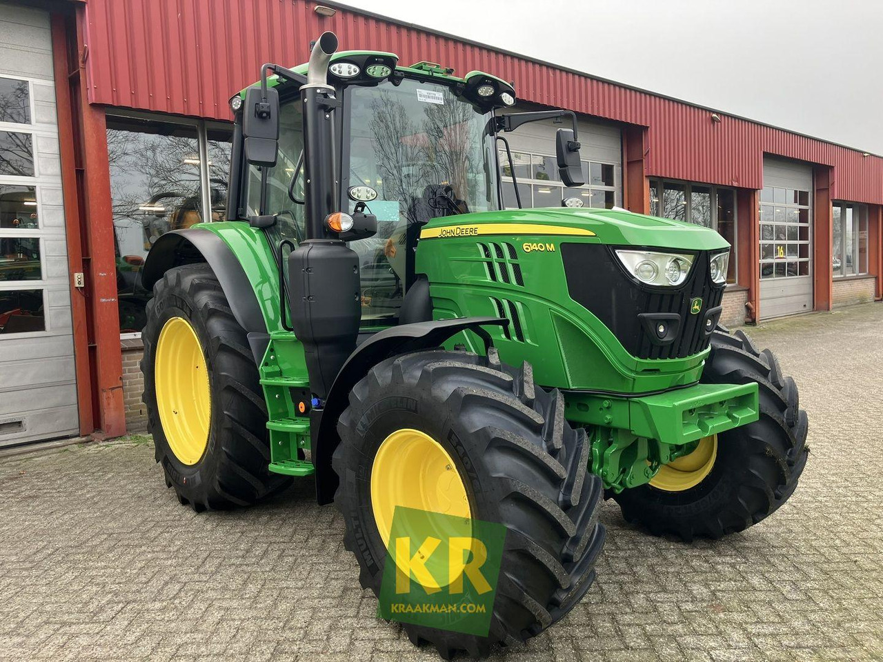 John Deere 6140M - Traktor: das Bild 2 John Deere 6140M - Traktor: das Bild 2