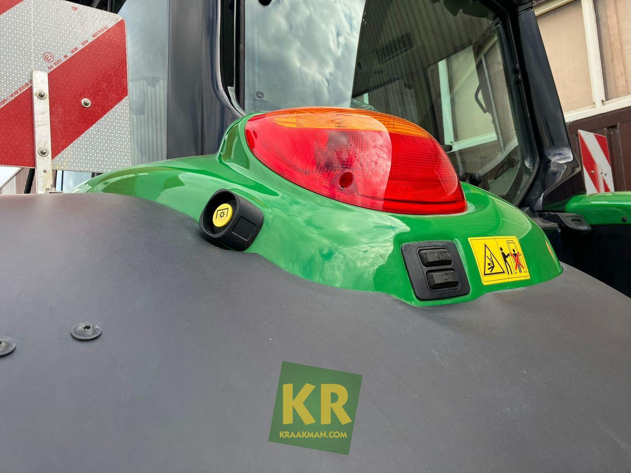 John Deere 6155M - Traktor: das Bild 3 John Deere 6155M - Traktor: das Bild 3