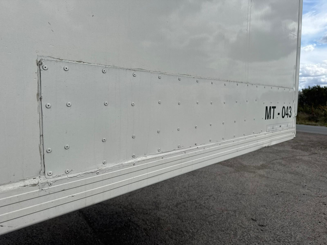 Gray and Adams 2005 Vector 1800 MT – MT-043 - Kühlkoffer Auflieger: das Bild 5 Gray and Adams 2005 Vector 1800 MT – MT-043 - Kühlkoffer Auflieger: das Bild 5