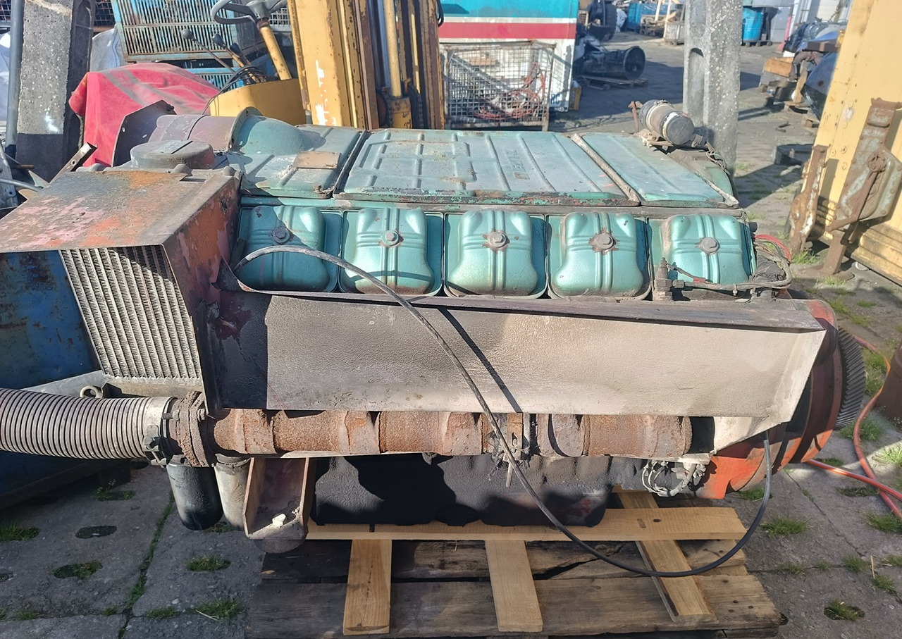 DEUTZ F 10 L 413 F F10L413F 256 HP / 305 HP - Motor und Teile für Industriemaschine: das Bild 1 DEUTZ F 10 L 413 F F10L413F 256 HP / 305 HP - Motor und Teile für Industriemaschine: das Bild 1