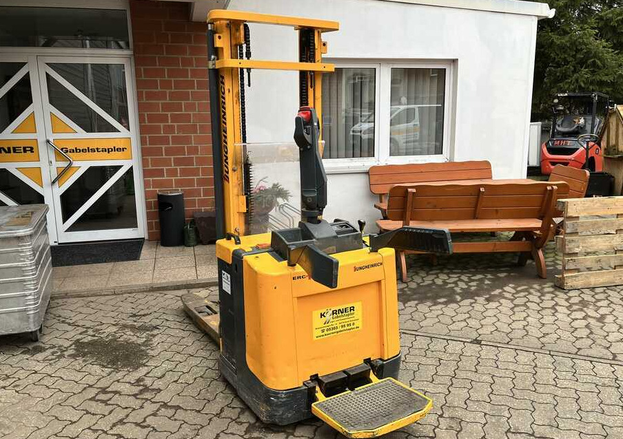 Jungheinrich ERC14 - Hochhubwagen: das Bild 4 Jungheinrich ERC14 - Hochhubwagen: das Bild 4